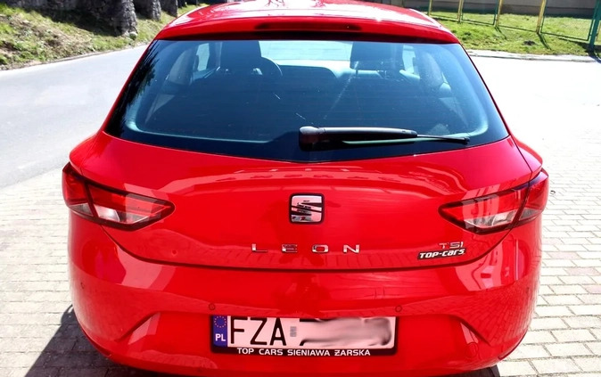 Seat Leon cena 30900 przebieg: 169000, rok produkcji 2015 z Ustrzyki Dolne małe 596